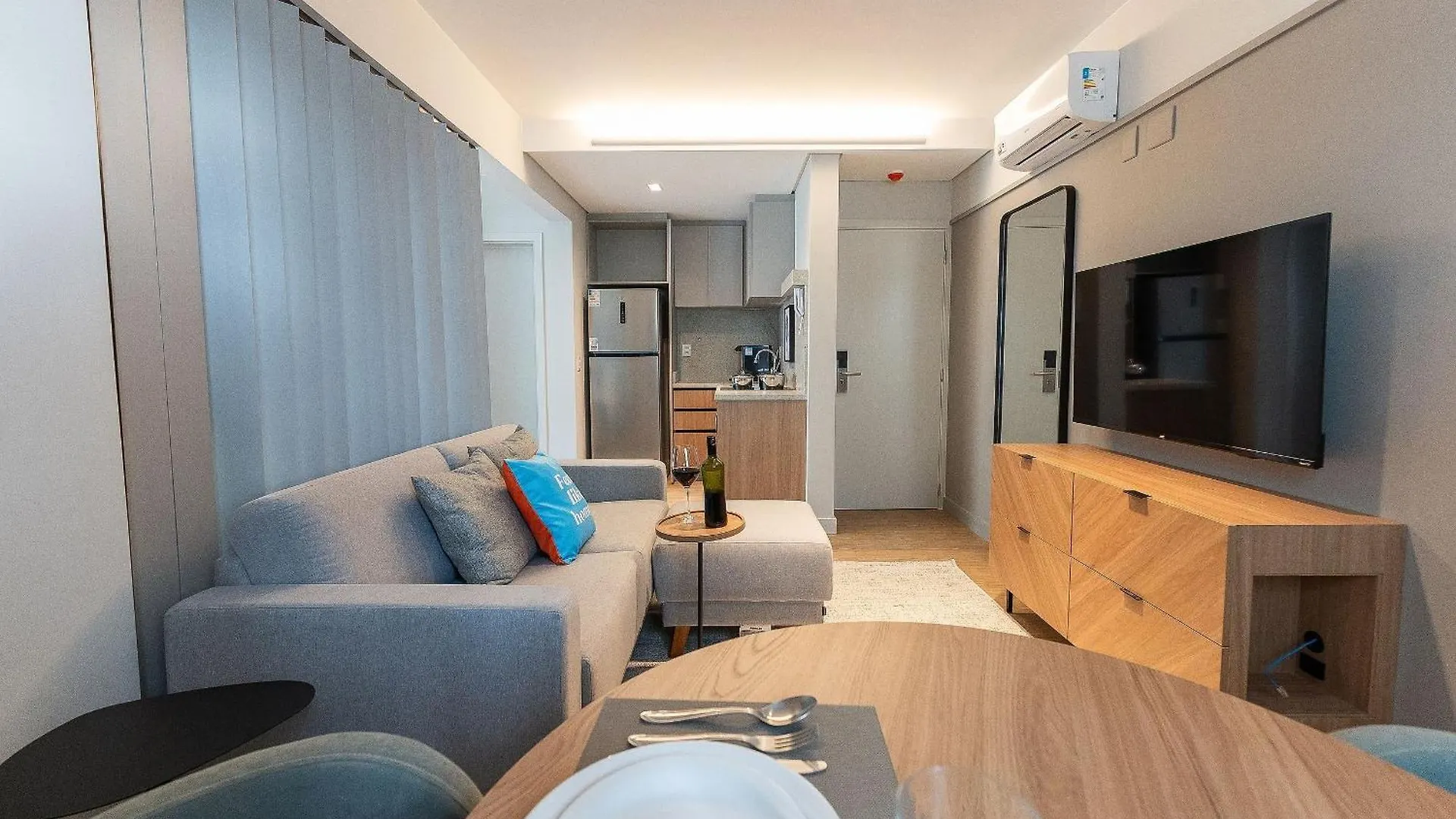 Xtay The Bridge Florianopolis Apartment