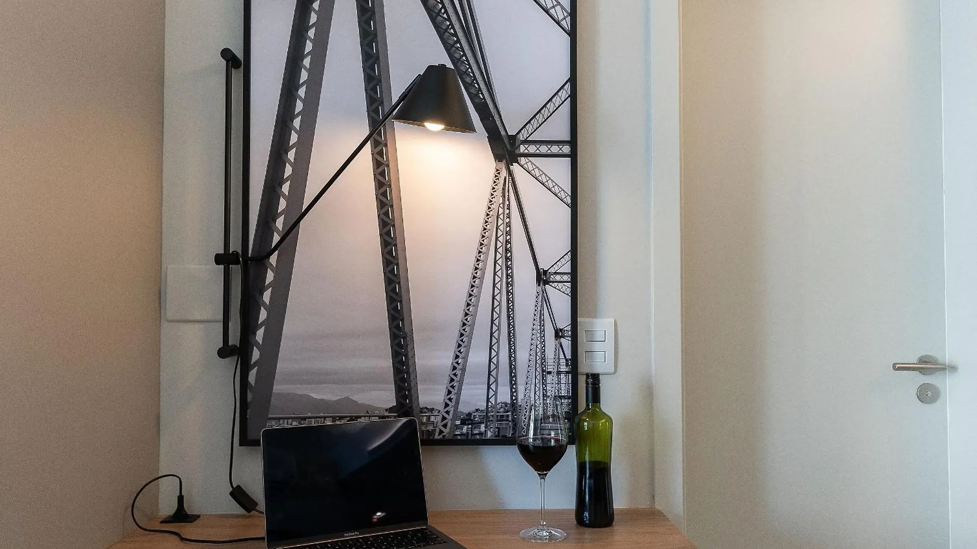 Xtay The Bridge Florianopolis Apartment