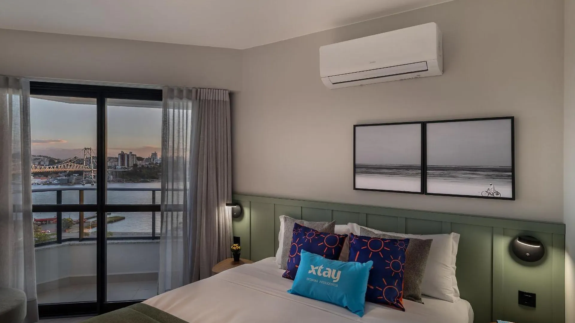 The Bridge By Xtay - Estudio Completo Com Wi-Fi Rapido, Piscina E Academia, No Centro アパート フロリアノポリス