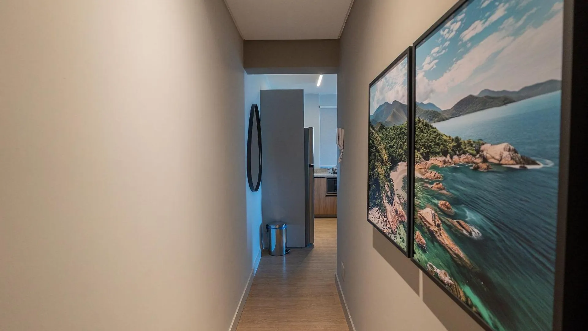 The Bridge By Xtay - Estudio Completo Com Wi-Fi Rapido, Piscina E Academia, No Centro 0*, フロリアノポリス