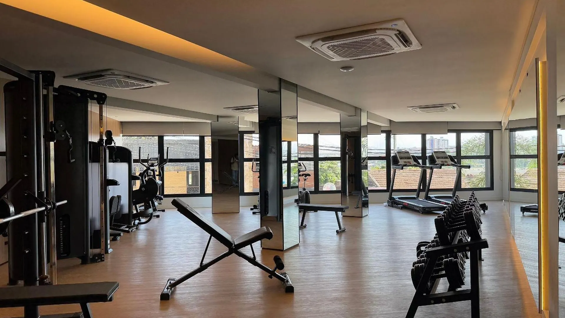 The Bridge By Xtay - Estudio Completo Com Wi-Fi Rapido, Piscina E Academia, No Centro アパート フロリアノポリス