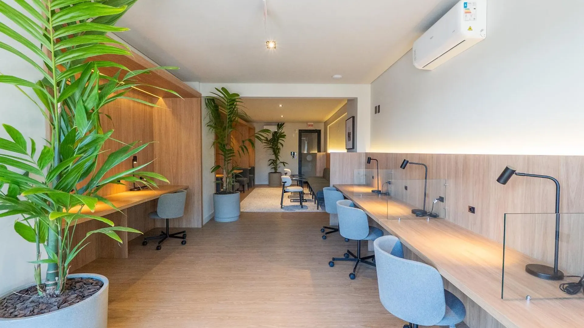 The Bridge By Xtay - Estudio Completo Com Wi-Fi Rapido, Piscina E Academia, No Centro アパート
