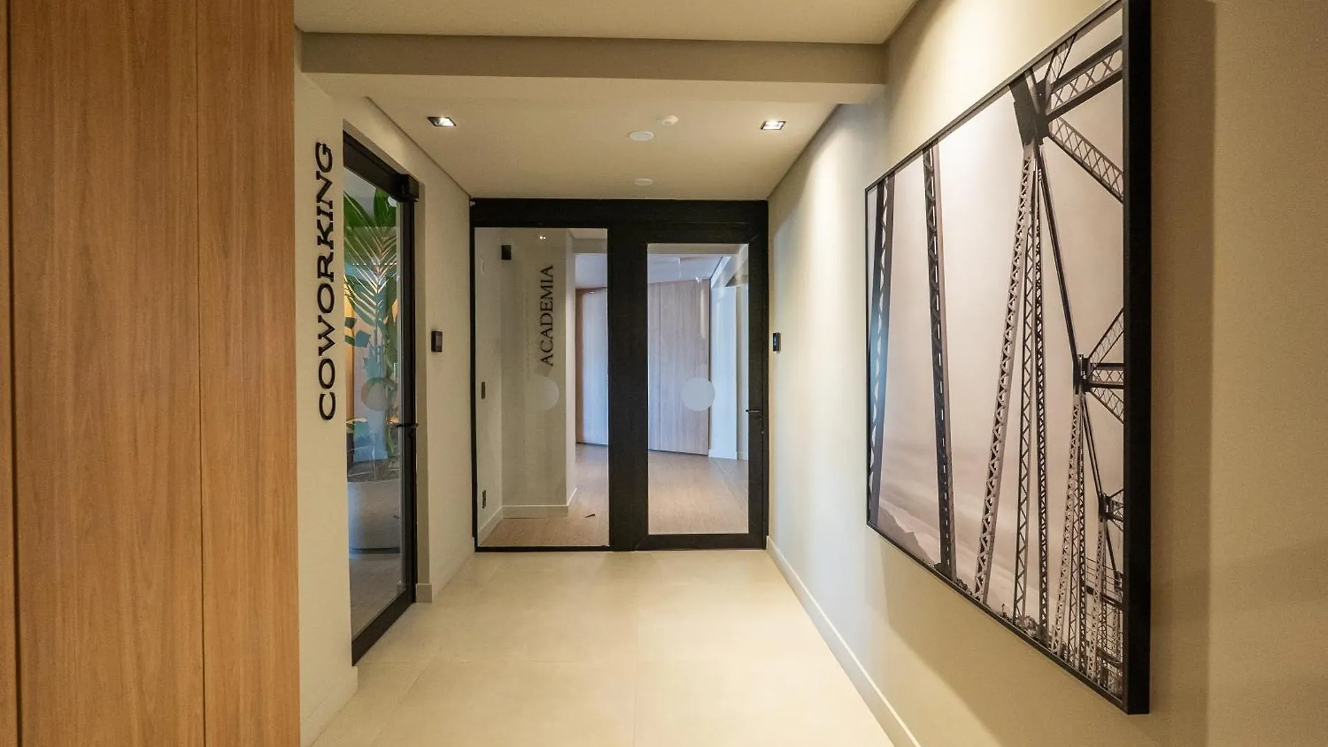 The Bridge By Xtay - Estudio Completo Com Wi-Fi Rapido, Piscina E Academia, No Centro ブラジル